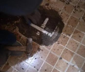 钦州市卫生间漏水维修公司为您分享下卫生间渗水如何处理及注意事项